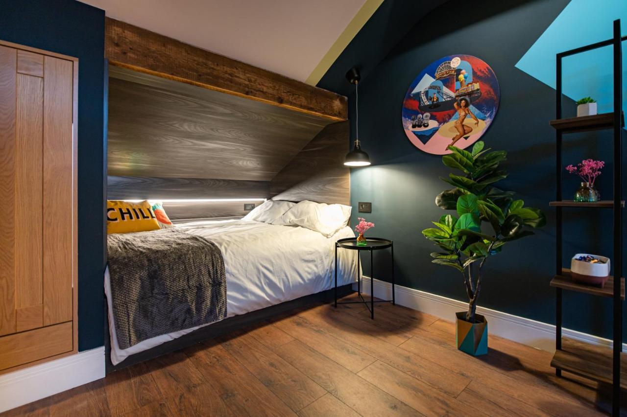 The Nest - Luxury 16 Person Apt W Jacuzzi & Parking Blackpool Ngoại thất bức ảnh